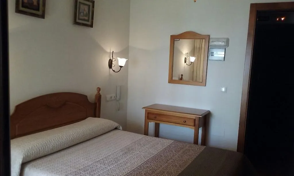 Hotel Las Flores Tolox